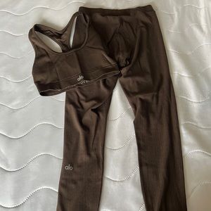 Alo sports bra and legging set